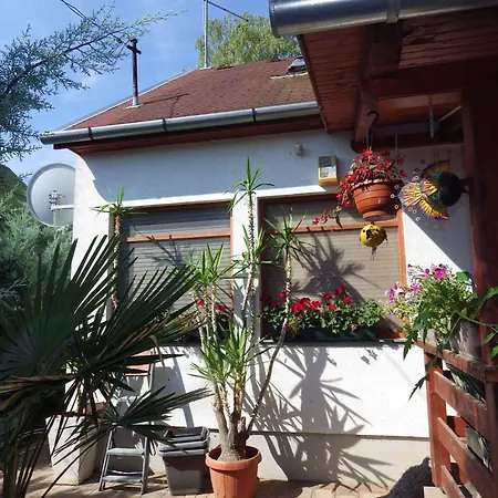 Studio In - Balaton 51520 שיופוק
